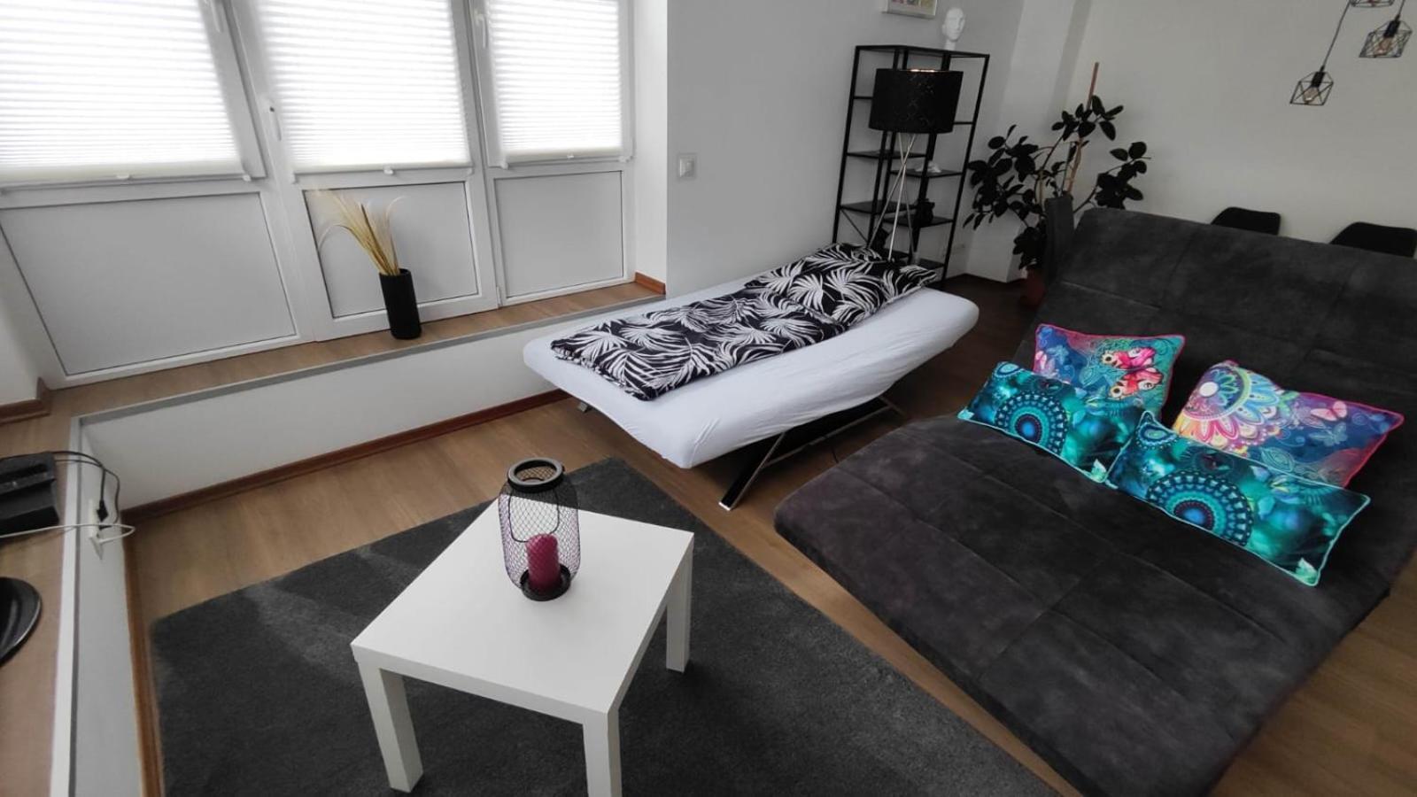 Wohnung In Muelheim-Kaerlich ภายนอก รูปภาพ